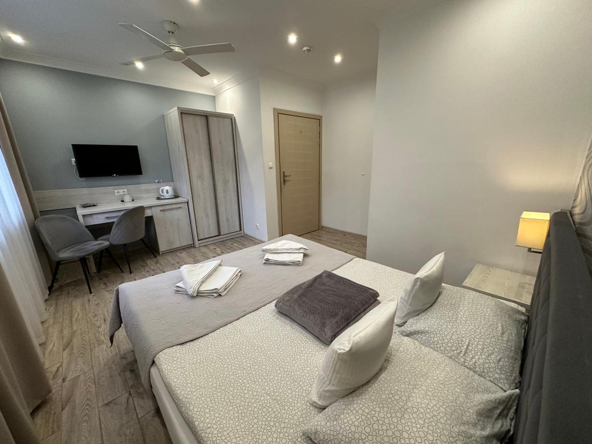 Maximus Hotell Ustka Exteriör bild